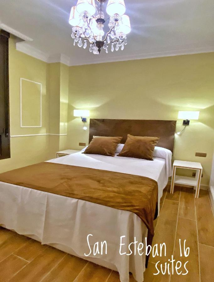Suites San Esteban 16 Ducal Севілья Екстер'єр фото