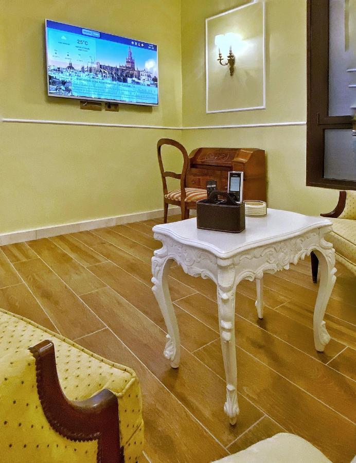 Suites San Esteban 16 Ducal Севілья Екстер'єр фото